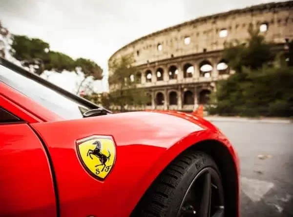 OfferteAutoUsate.com: : ferrari culture